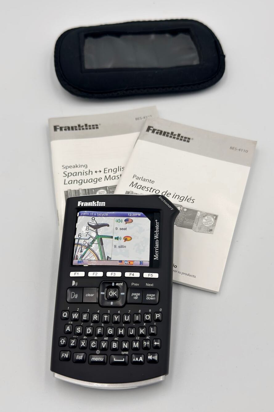 Franklin Electronic Translator Speaking Spanish English Learner BES4110 Language